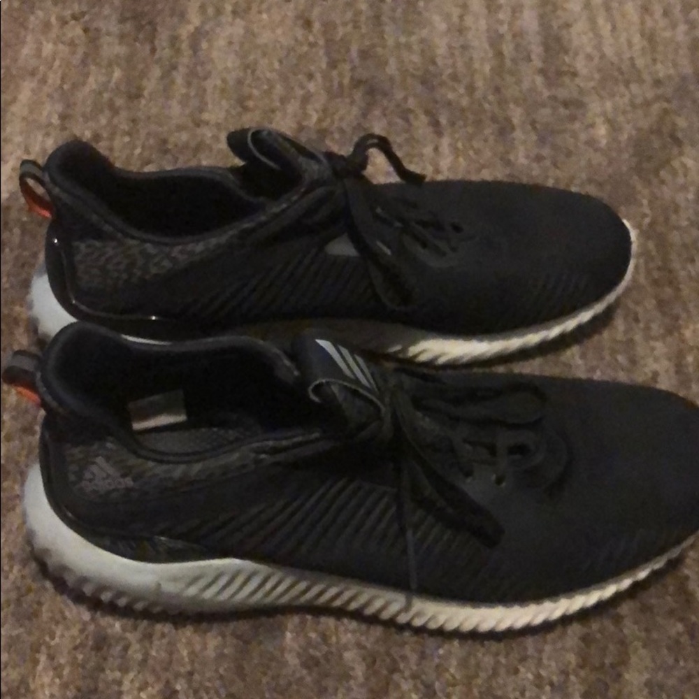 Adidas AlphaBounce size US 11 Male